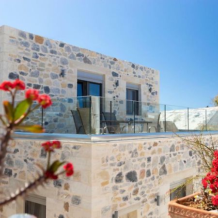 Marilena Natural Stone House, By Hellocrete Pigi  ภายนอก รูปภาพ