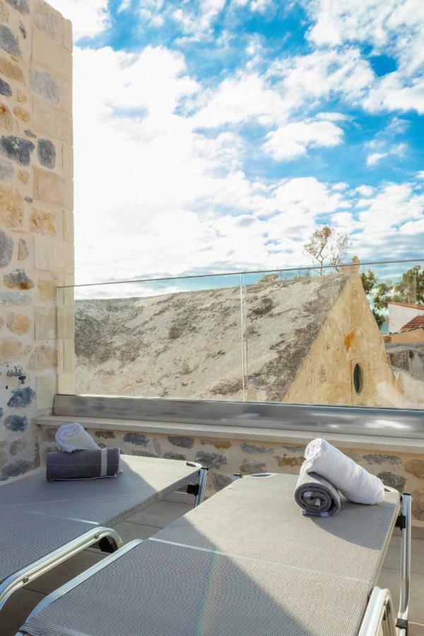 Marilena Natural Stone House, By Hellocrete Pigi  ภายนอก รูปภาพ