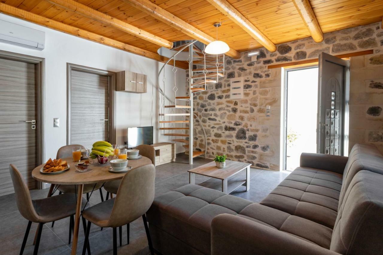 Marilena Natural Stone House, By Hellocrete Pigi  ภายนอก รูปภาพ